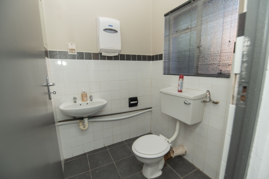Commercial Property for Sale in Newton Park Eastern Cape